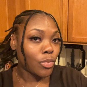 Meet your Posher, Dymond